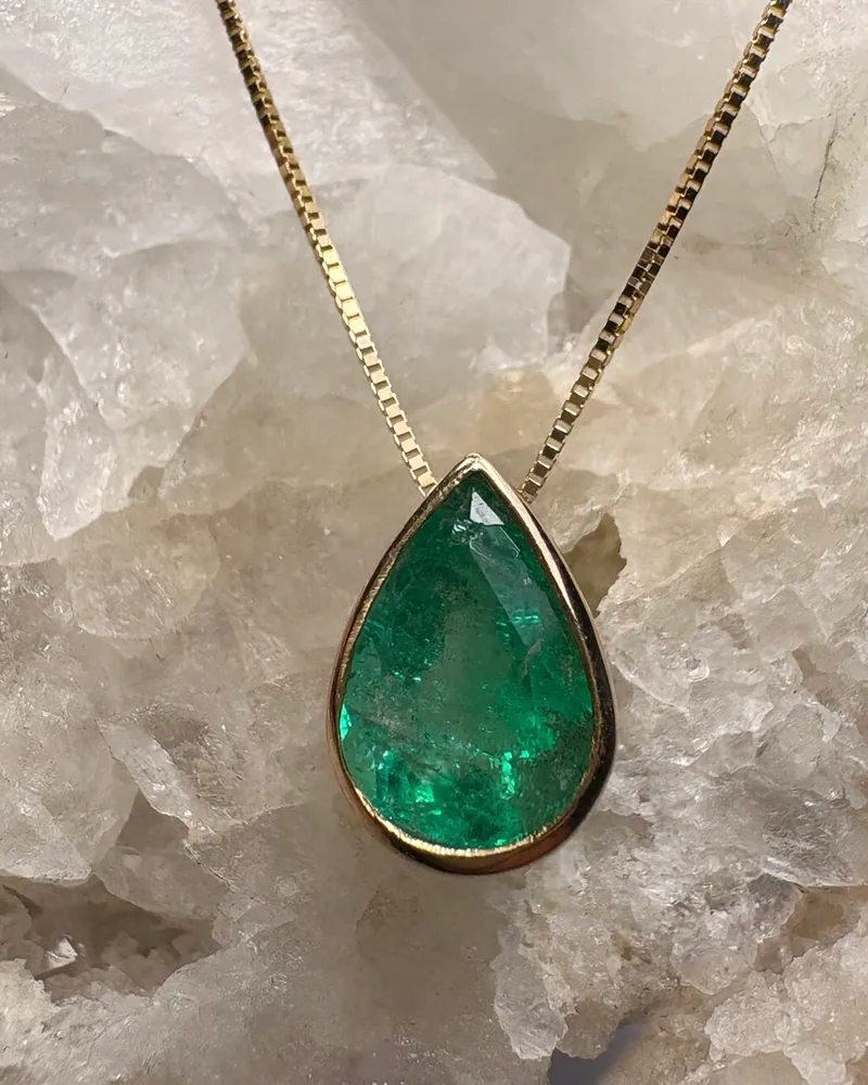 Colgante en forma de gota · GF-022