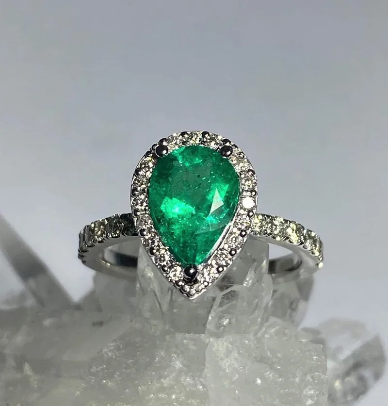 Anillo en forma de pera · GF-114